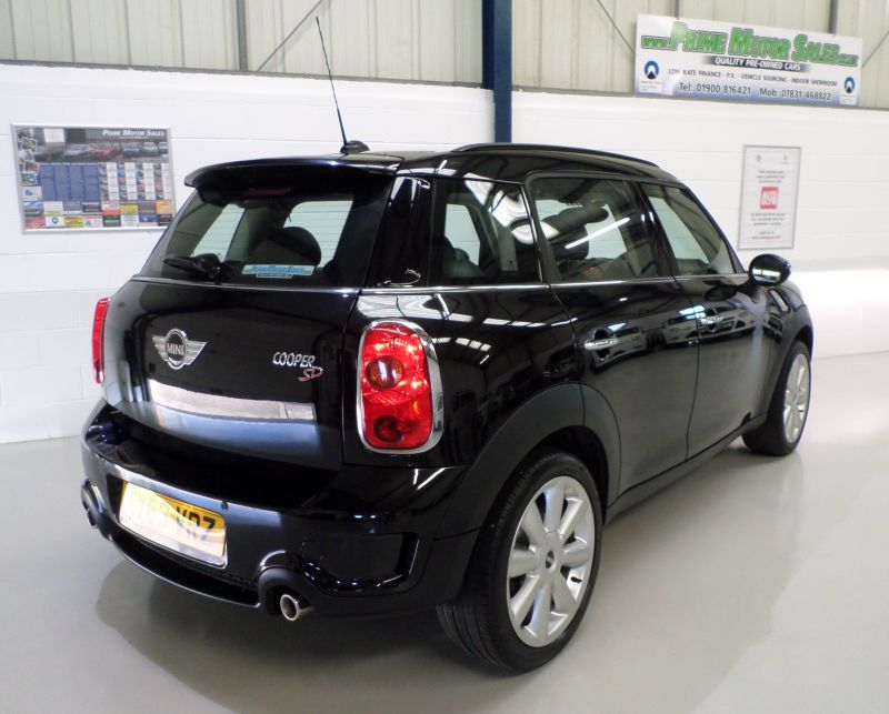 MINI COUNTRYMAN 