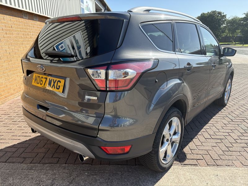 FORD KUGA