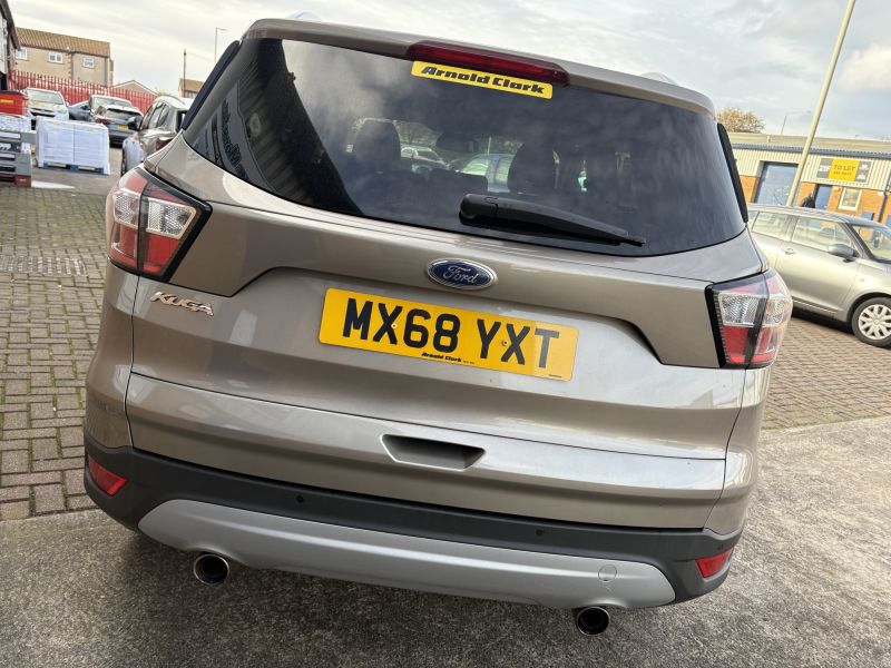 FORD KUGA