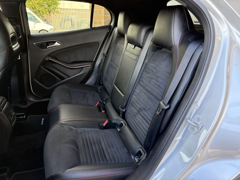 MERCEDES BENZ GLA 