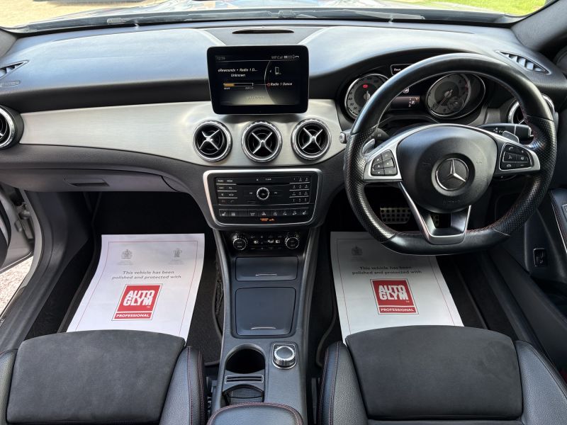 MERCEDES BENZ GLA 