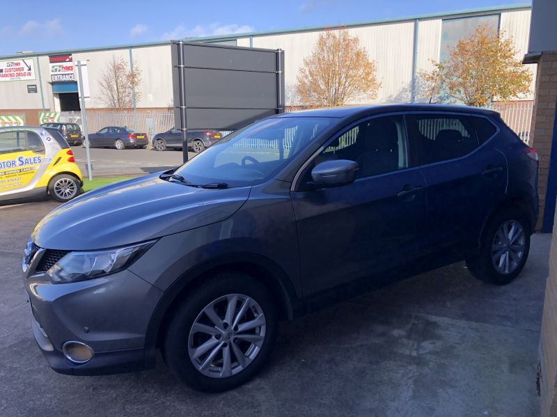 NISSAN QASHQAI