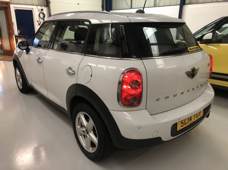 MINI COUNTRYMAN 