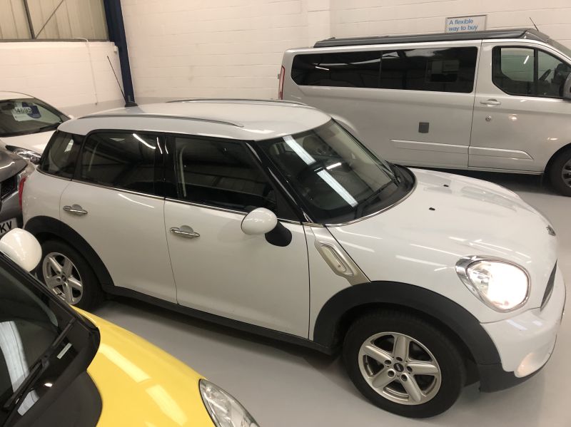 MINI COUNTRYMAN 