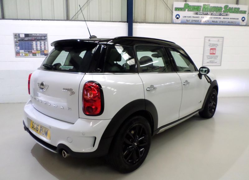 MINI COUNTRYMAN 