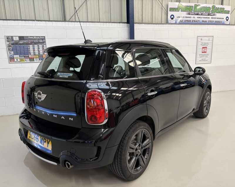 MINI COUNTRYMAN 