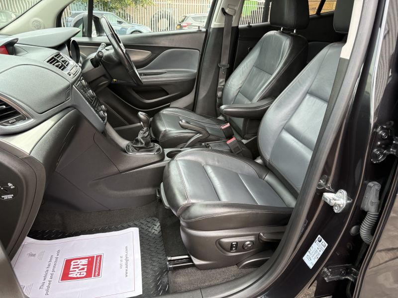 VAUXHALL MOKKA