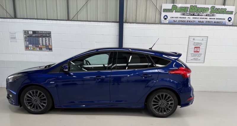 FORD FOCUS