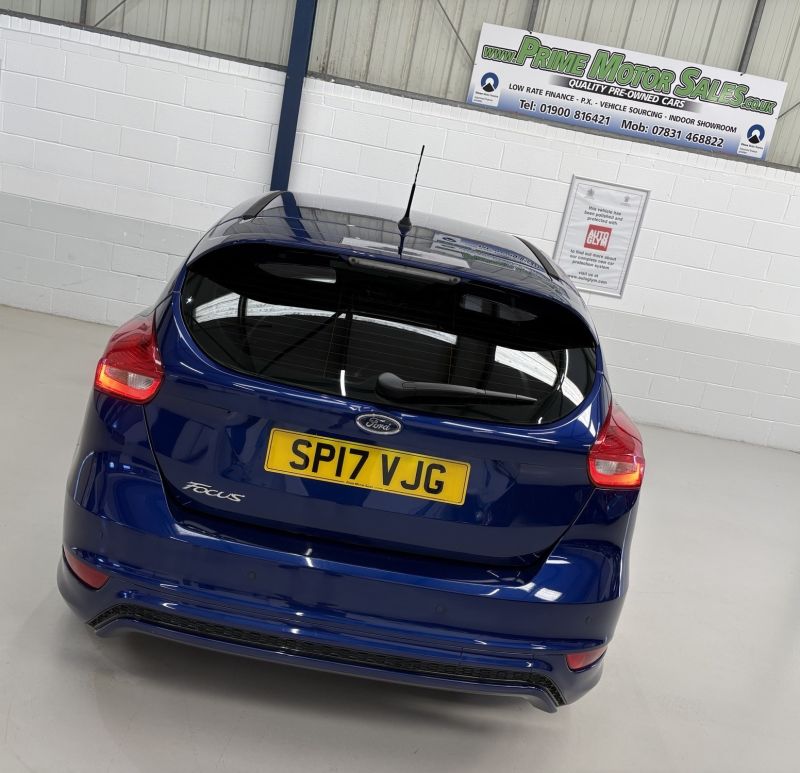 FORD FOCUS