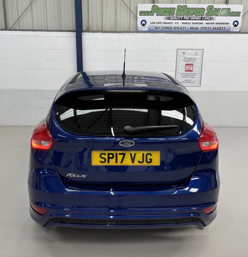 FORD FOCUS
