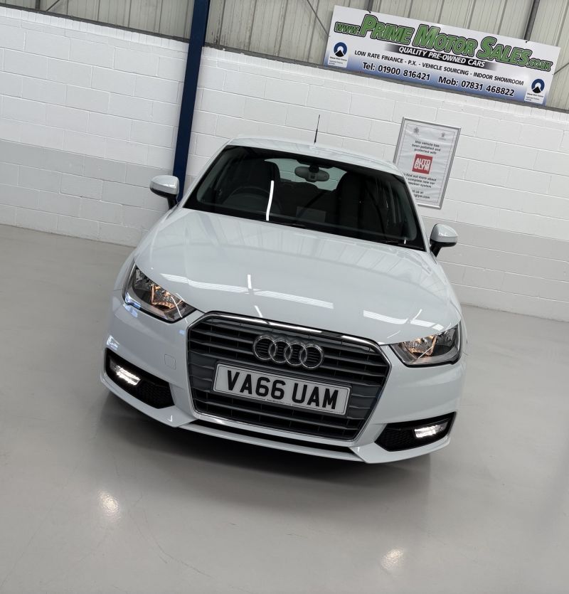 AUDI A1