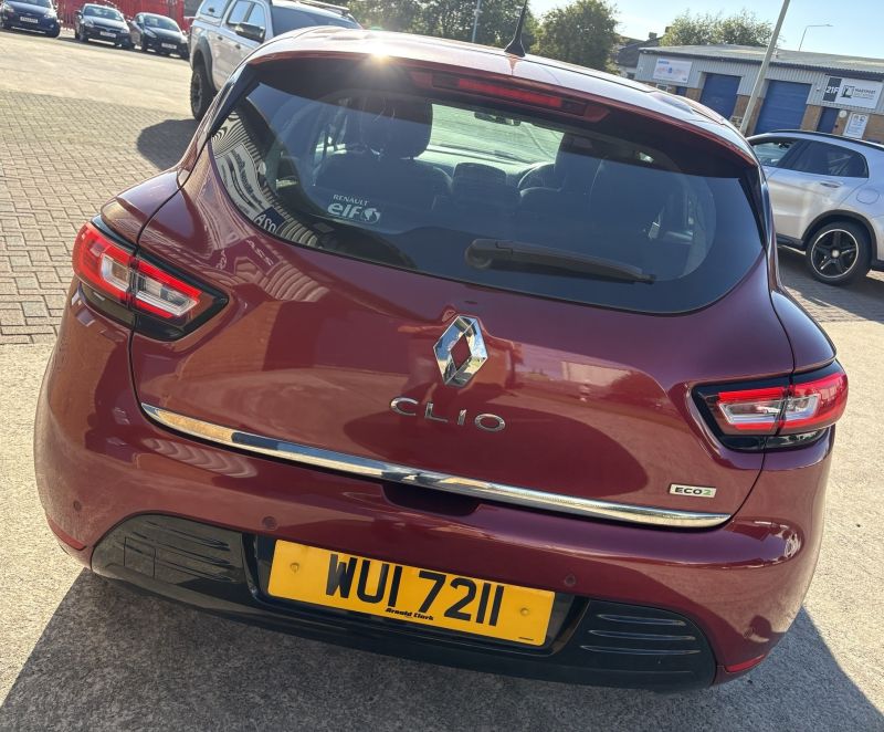 RENAULT CLIO