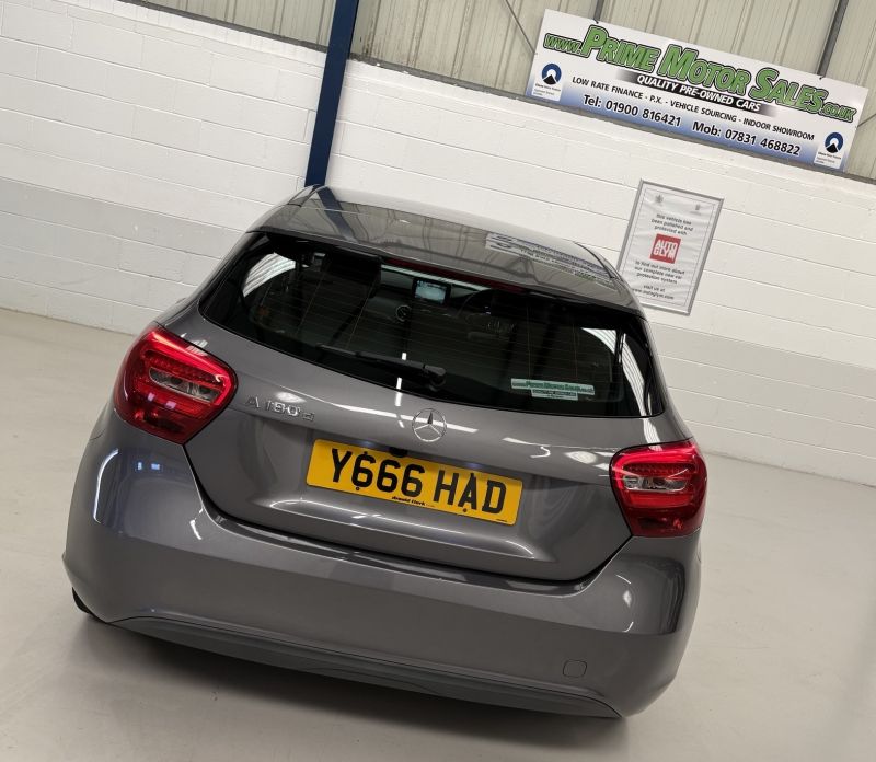 MERCEDES BENZ A180D 