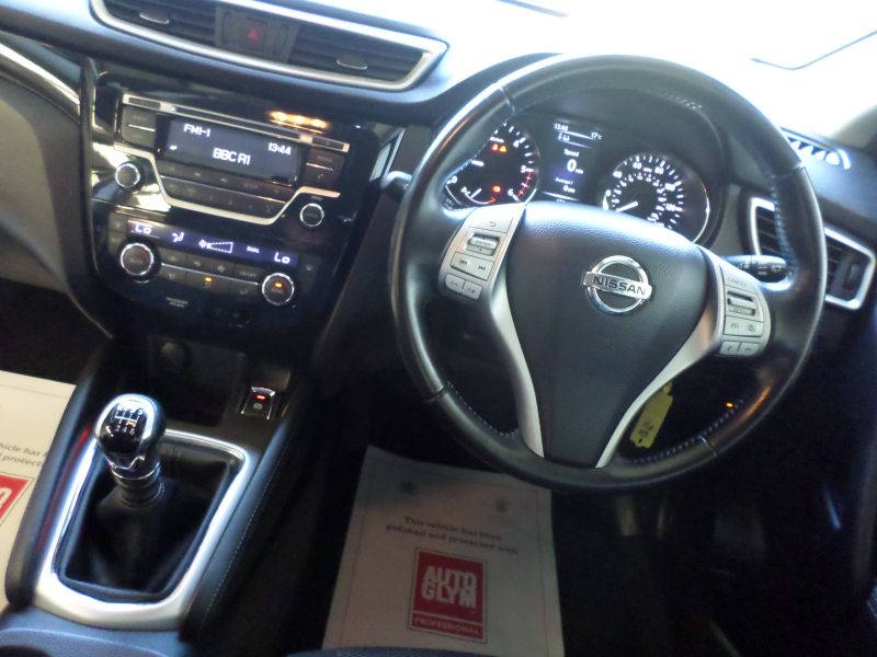 NISSAN QASHQAI